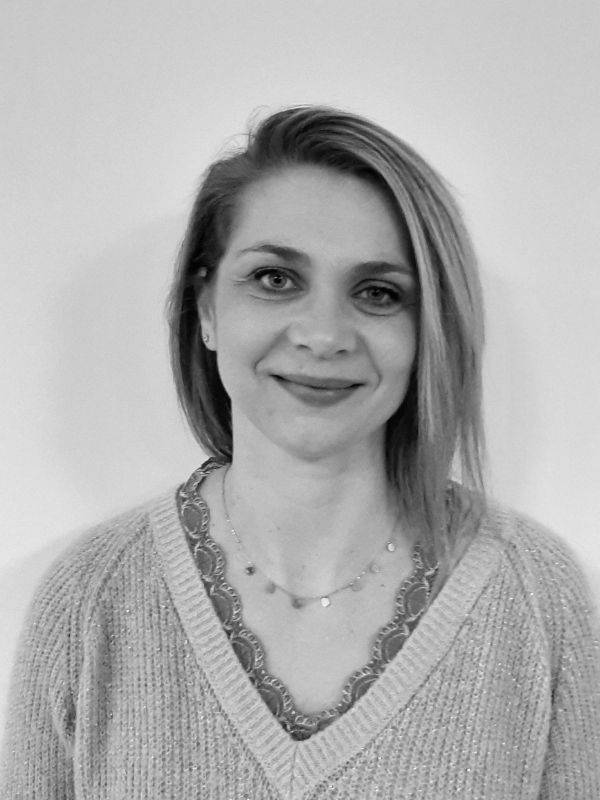 Roxane FICARA - Préparatrice en pharmacie